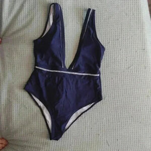 Capshe swimsuit sz L dark blue
